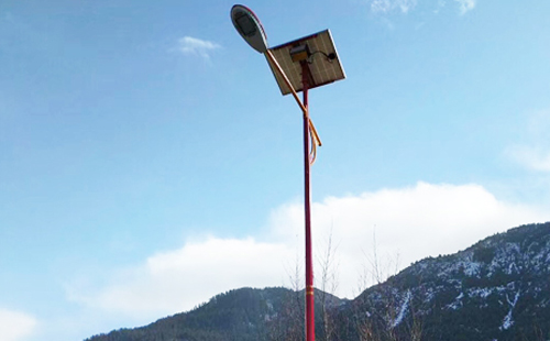 如何选择高质量的河南太阳能路灯材料：全方位指南